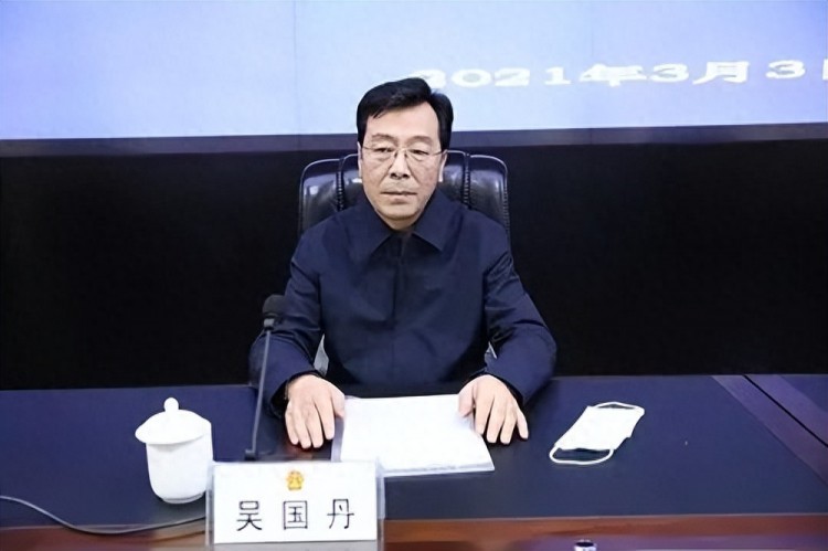 都本伟王辅刚吴国丹卢林同日被逮捕
