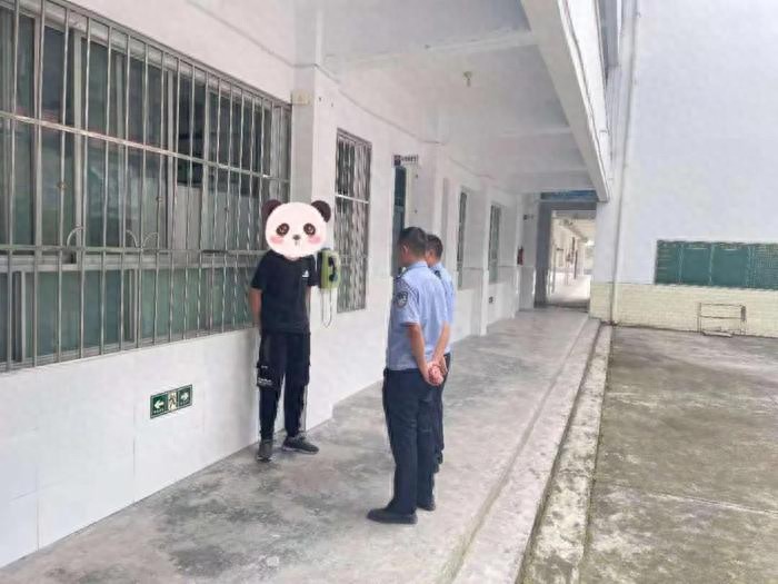 高中生网上找“兼职”,警察蜀黍却找上了门……