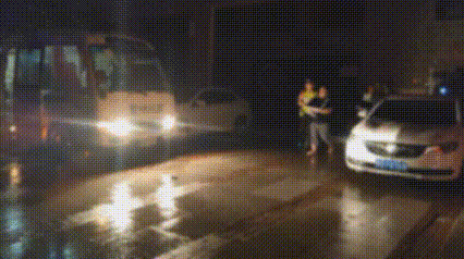 直击抓捕现场!三明警方成功捣毁一电信网络诈骗窝点,10人落网